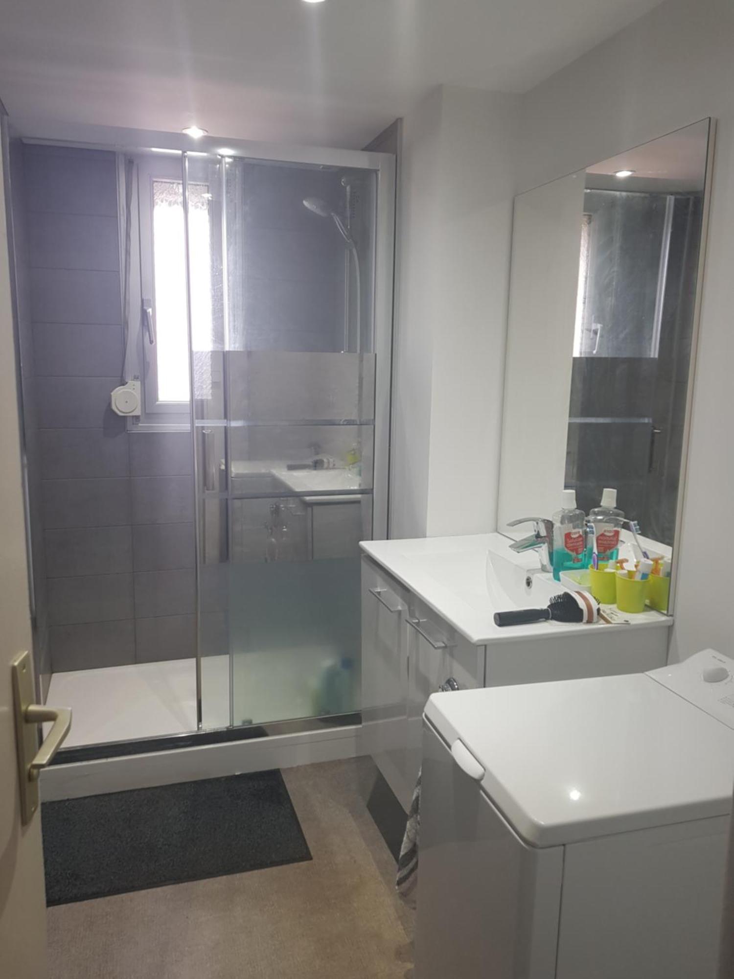 Apartment Calme 3 Avec Lit Double Wifi - Parking Facile